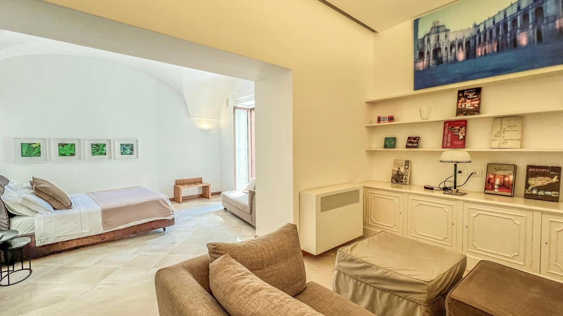 Santacroce Luxury Rooms Lecce Exterior foto